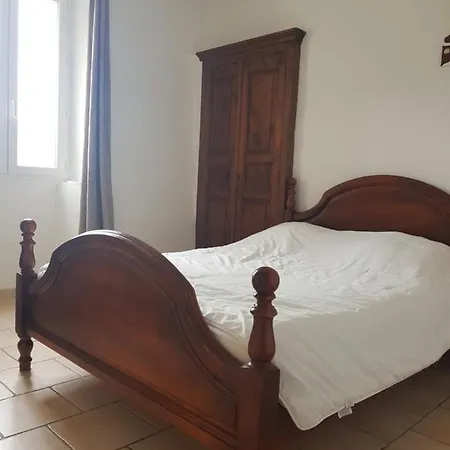 Les De Moussan Apartment