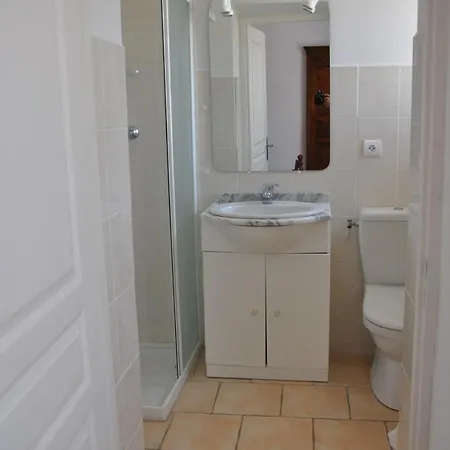 Les De Moussan Apartment