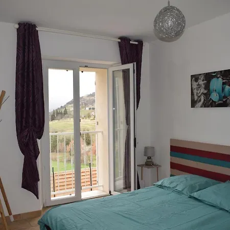 Les De Moussan Montbrun-les-Bains